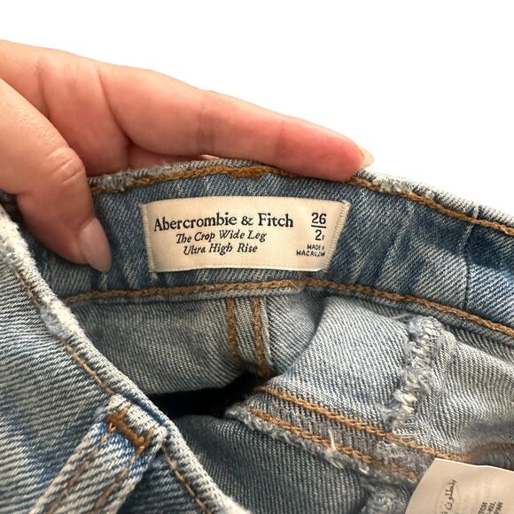 ABERCROMBIE & FITCH Crop Wide Leg Ultra High Rise Denim Sz 26/2R‎ - Picture 4 of 7